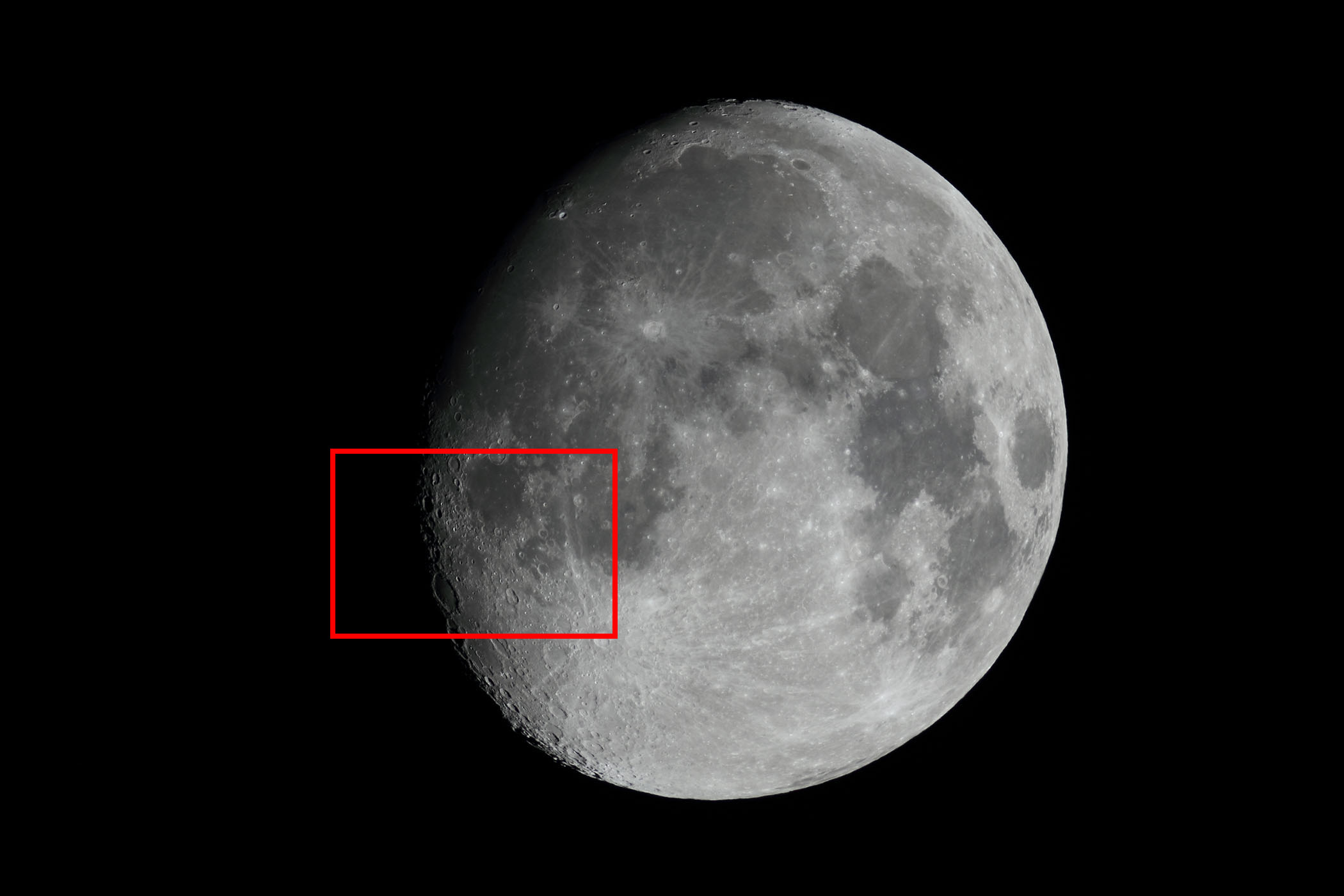 『月(月齢12.2)湿りの海・シッカート付近』(2025年12月2日)