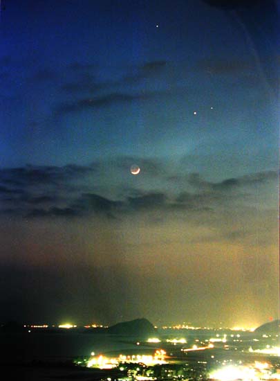 �f���̏W��